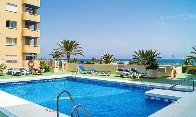 Estepona Apartment | 80 m² Apartment ∙ 2 bedrooms ∙ 4 guests