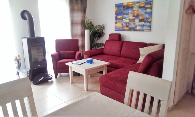 Glowe House | 80 m² House ∙ 2 bedrooms ∙ 4 guests