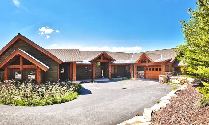 Park City House | 8000 feet with awe inspiring views. Call owner for special ski season rates