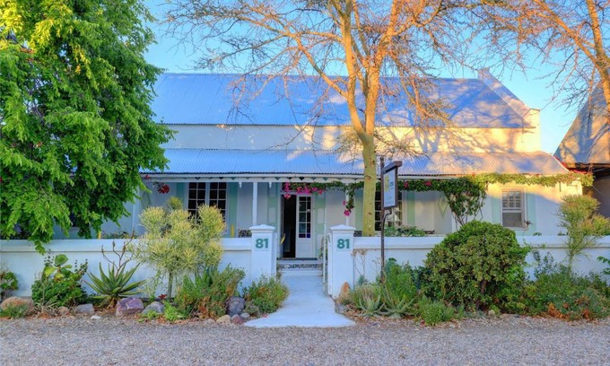 Prince Albert House | 81 on Church Guest House