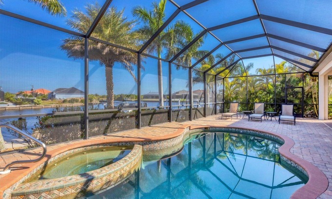 South Gulf Cove House | 8138 Arlewood Circle