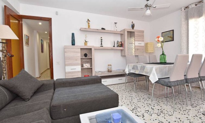 Torredembarra Apartment | 82 m² Apartment ∙ 3 bedrooms ∙ 6 guests