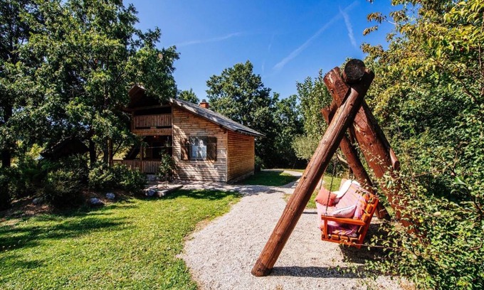 Lovinac House | 85 m² House ∙ 2 bedrooms ∙ 4 guests
