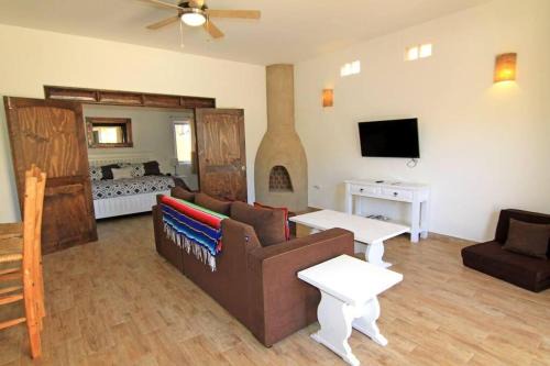 Cerritos Apartment | 8AP Beautiful 1st Floor Condo, Pool Side, Cerritos