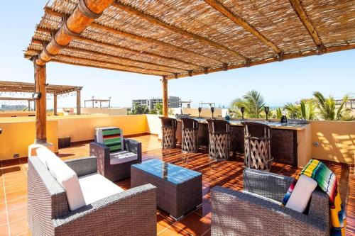 Cerritos Apartment | 8B Cerritos Beach Luxury, Lrg Pool and Oceanview Deck