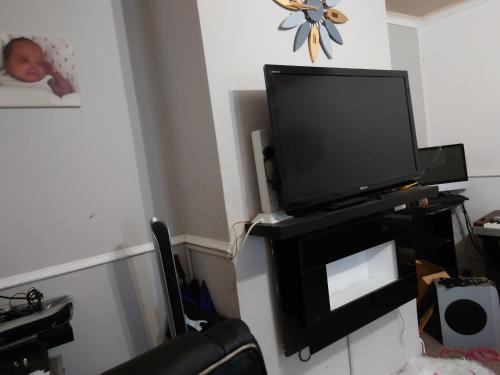Strood Apartment | 9 Abbey Road