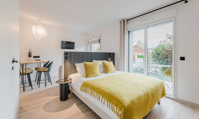 Annecy Apartment | 9 - Appart'Hôtel Neostelia-Annecy