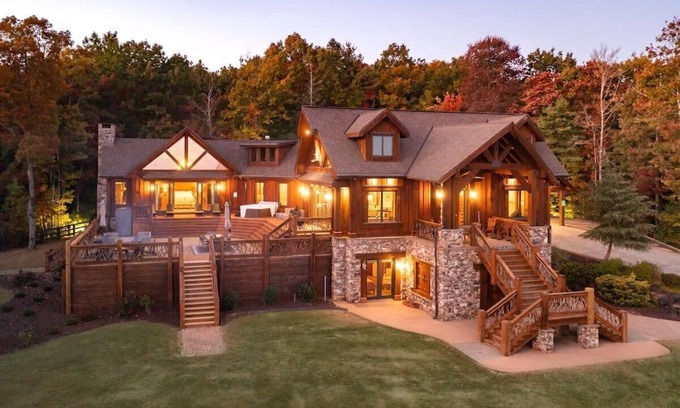 Helen Cabin | 9 Bedroom Lodge Barndominium Combo Sleeps Up to 30