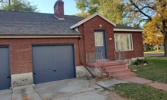 Fairpark House | 9 beds 3ba close to Downtown SLC, Gigabit Wi-Fi
