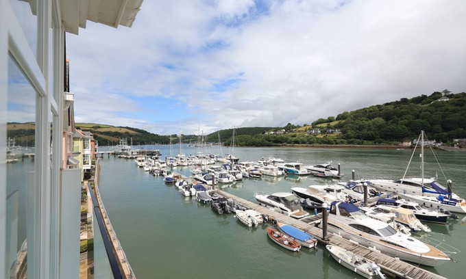 Dartmouth Cottage | 9 DART MARINA, family friendly, luxury holiday cottage in Dartmouth