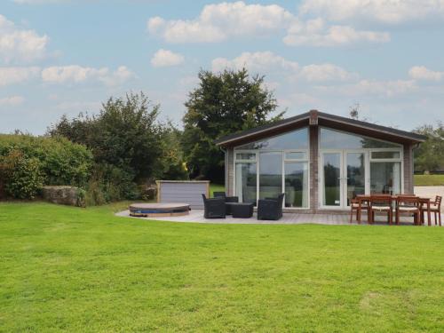 Dobwalls House | 9 Horizon View