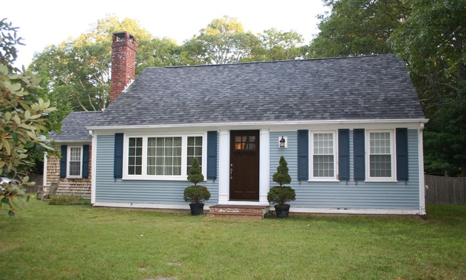 Sandwich House | 9 Turtle Cove- Charming 4BR antique home w/central A/C in Lakewood Hills