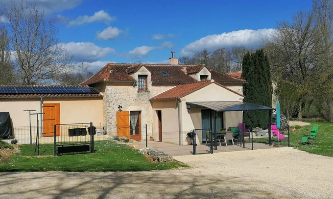 Saint-Laurent-des-Batons House | 90 m² House ∙ 3 bedrooms ∙ 6 guests
