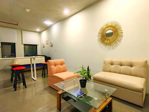 La California Apartment | 906A URBN Barrio Escalante Estudio con A/C y Parqueo