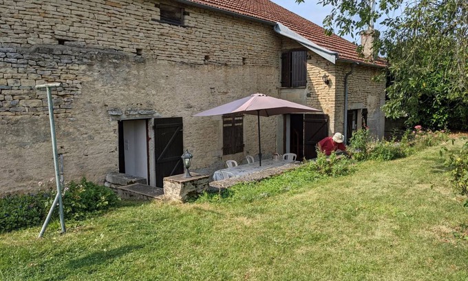 Cusey House | 96 m² House ∙ 2 bedrooms ∙ 4 guests