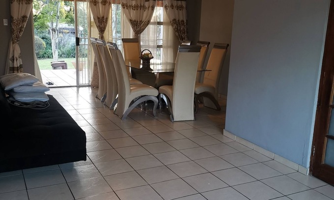 Edenvale House | 97 High Road Guest house