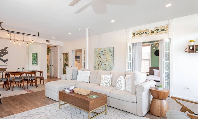 East Ybor Apartment | $99/Night Location! Ybor City Gem Sleeps 6