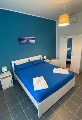 Municipio 1 Bed & Breakfast | A 100 passi dal mare