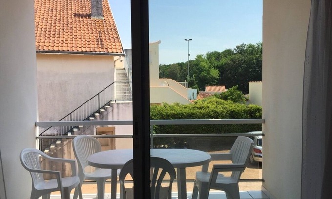 Longeville-sur-Mer Cabin | A 150 m de la Plage de Sables Fins