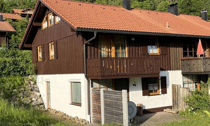 Missen Apartment | A 17 - Ferienhaus Alpenrose im Feriendorf Sonnenhang - Ferienhäuser im Feriendorf Sonnenhang in