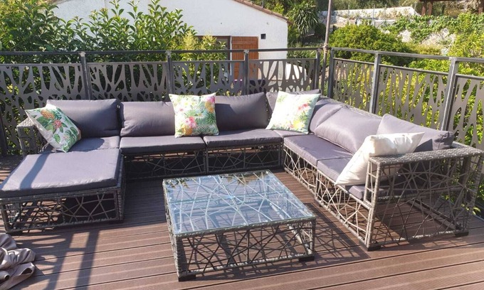 Roquebrune-Cap-Martin Apartment | A 5 ' du Centre de Roquebrune, Appartement au Calme, vue Mer, Avec 2 Terrasses