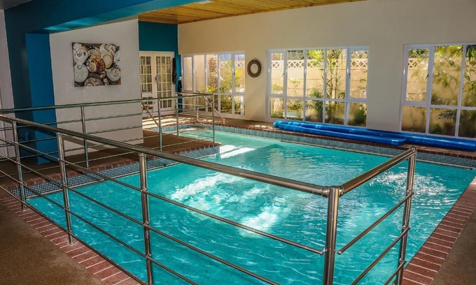 Port Elizabeth House | A&A Guesthouse