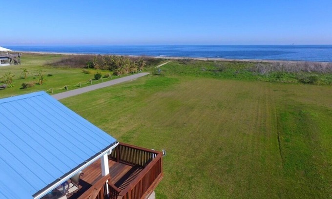 Grand Isle House | A Beach Getaway - Coastal Realty Group
