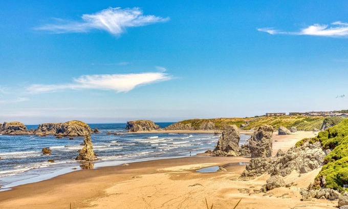 Bandon House | A Beach Loop Getaway