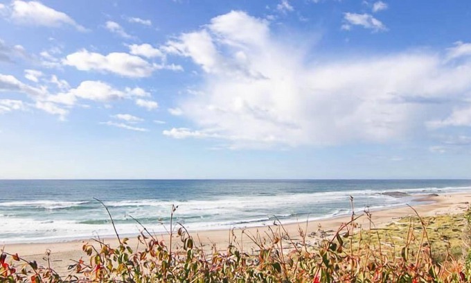Lincoln City House | A Beachfront Fantasea