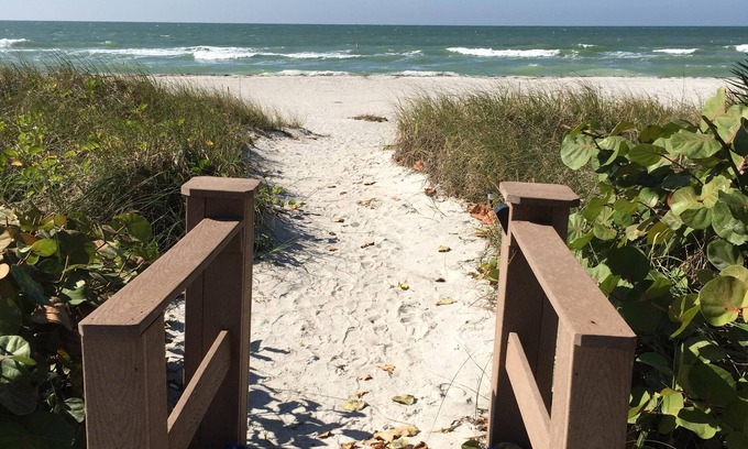 Belleair Beach Condo | A Beachfront Paradise
