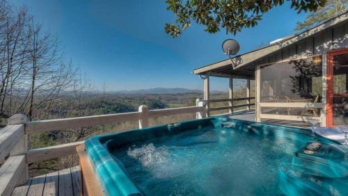 Morganton House | A Beary Nice View