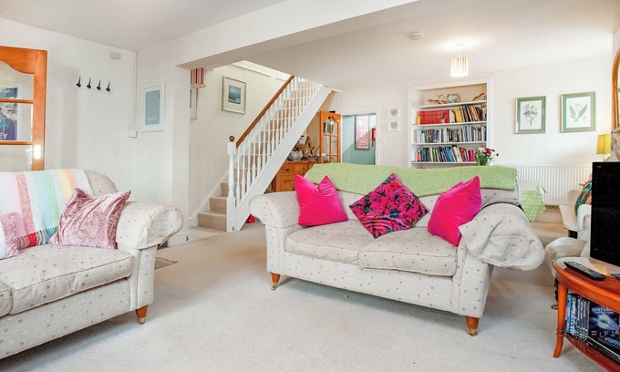 Polruan Cottage | A beautiful and very spacious Cornish stone cottage with superb estuary views.