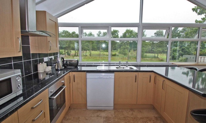 Peterston-Super-Ely Cottage | A beautiful apartment in the countryside village just outside Cardiff.