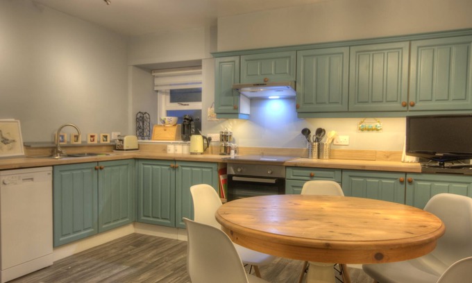 Brora Cottage | A beautiful cottage located in the heart of the rural village of Brora, Sutherland. Sleeps a total o
