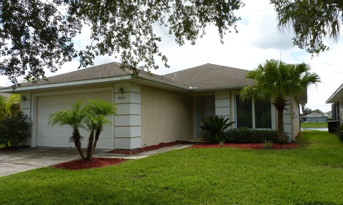 Sunset Lakes Villa | A Beautiful Location For Your Florida Holiday. Disney 5-10min Drive.