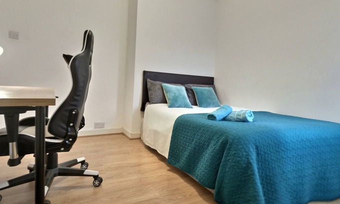 Lavender Fields Apartment | A Beautiful London Accommodation