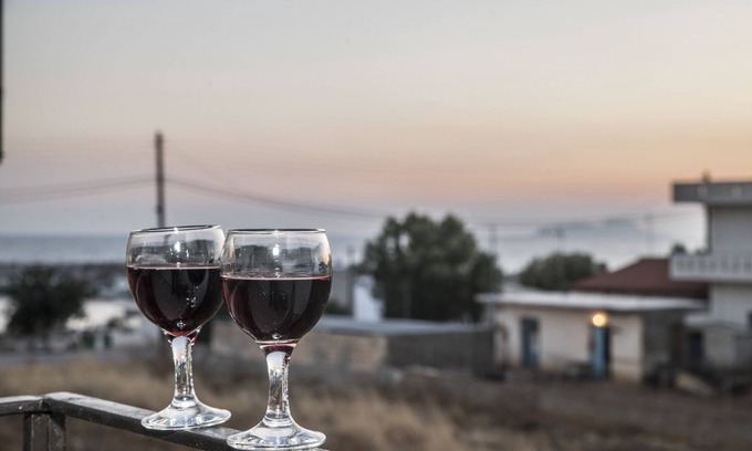 Kokinos Pirgos Apartment | A beautiful modern style apartment far away from mass tourism