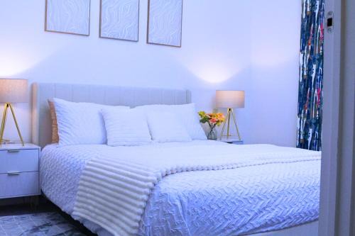 Oxford House | A beautiful spacious brand-new 3 Bed Guest house in Oxford City - 10mins walk to Oxford Hospitals