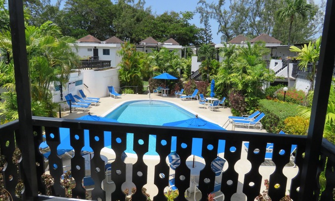 Rockley Apartment | A Beautifully Cool & Clean 1 Bedroom Apartment, sleeps 4