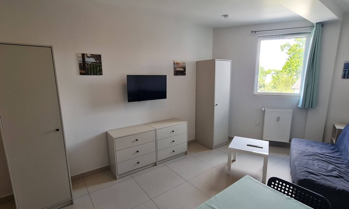 Montfermeil Apartment | "a break. somewhere" Studio for 2 people in Montfermeil