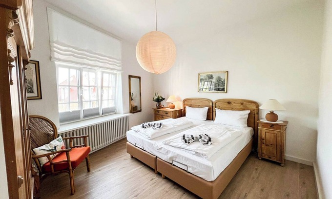 Westerland Apartment | A city villa with spacious and tastefully furnished vacation apartments.