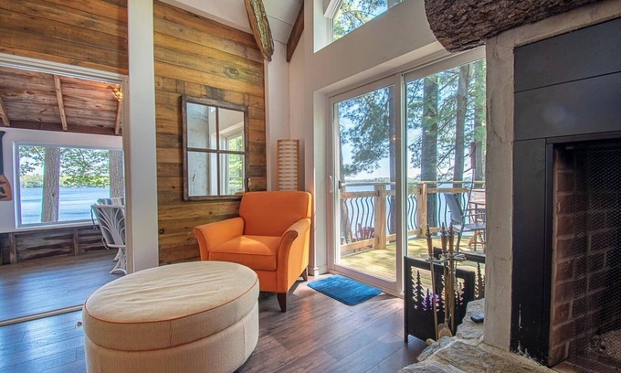 Muskoka Lakes Cottage | A Classic Muskoka Charmer