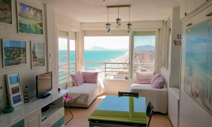 Plaza De La Costera Apartment | A Corner in the sea apartment with spectacular seaview