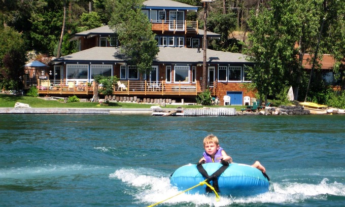 Somers House | A Delightful Sailor's Home with a Spectacular Waterfront Location