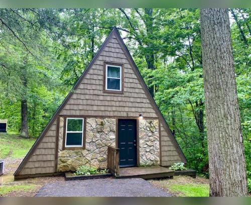 Logan House | A-Frame #05 - by The Chalets