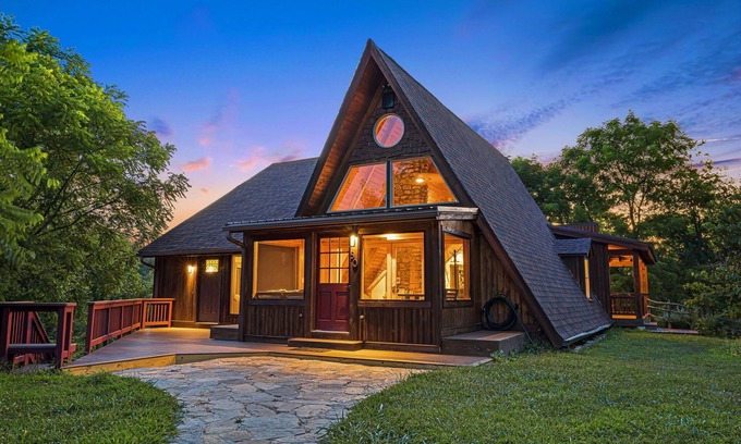 Weaverville Cabin | A-Frame w/Trails, Hot Tub & Views | 20 Mins to Asheville + Biltmore Pass