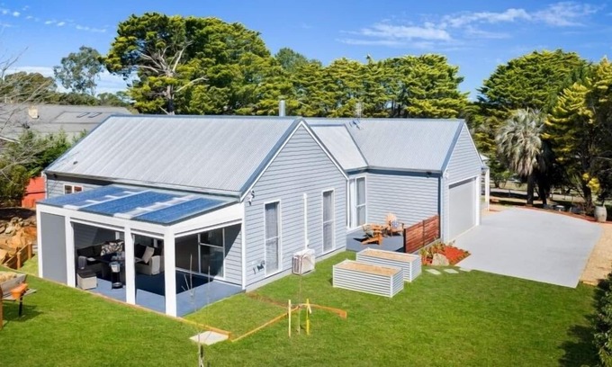 Berrima Cottage | A gorgeous country cottage within walking distance of centre of village