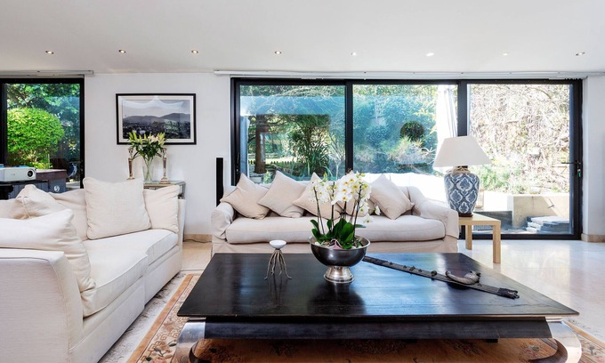 West Hill House | A Great Adventure, by Veeve
