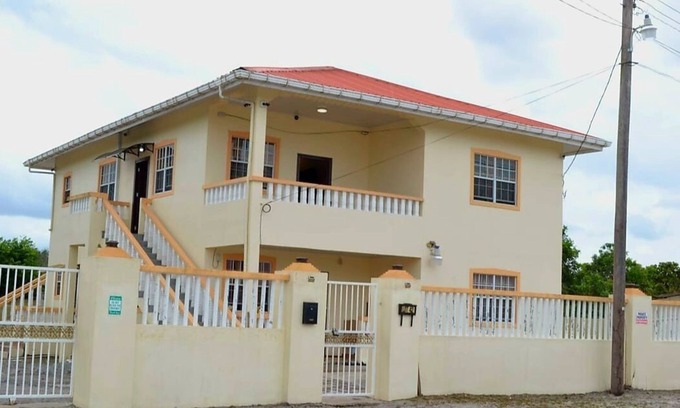 Linden Apartment | A Hidden Gem in Lovely Linden