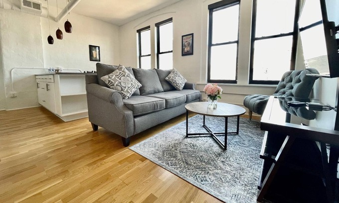 Downtown Omaha Apartment | A historic 1,200 square foot loft in the heart of the Old Market